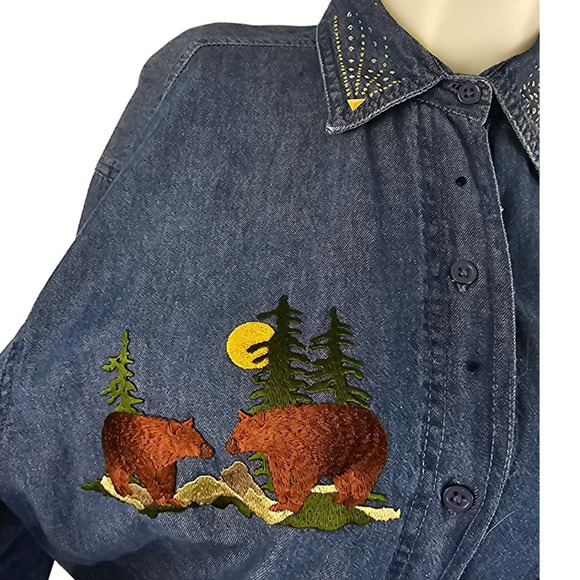 LAS Olas Denim Button Up Embroidered Patches Bears Women's Blouse M - Picture 2 of 6